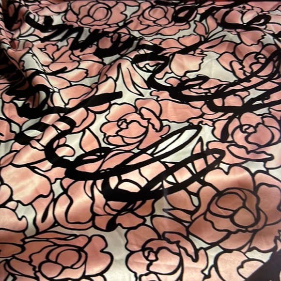 Scarf Bombshell Victoria’s Secret Pink Black  Silk - Picture 6 of 7